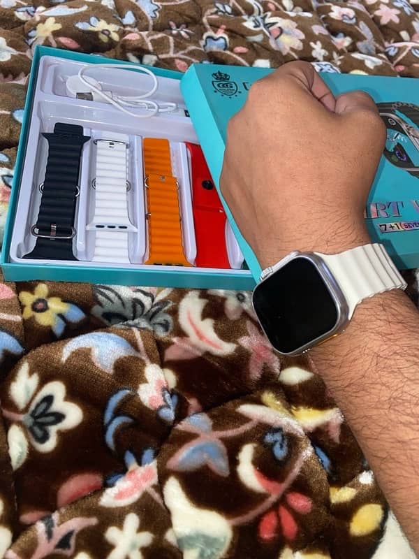Android watch ultra 2 with airpods 2 pro 2