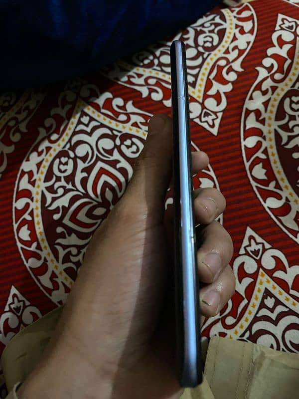 vivo y51s 8/128 with box only 10/10 condition 4