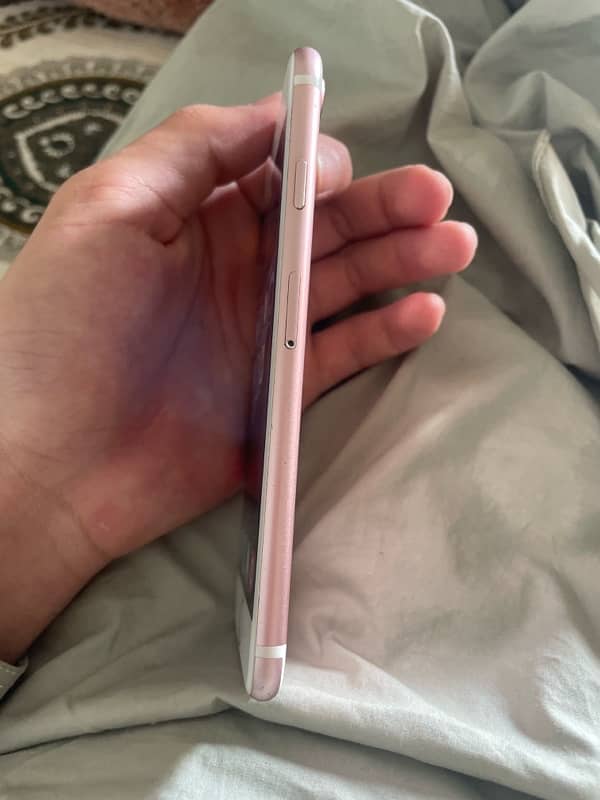 iPhone 7  128GB PTA approved 2