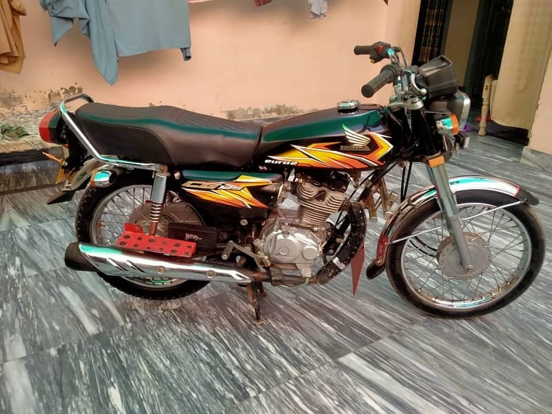CB 125 model 2021( +92 301 1565672) 0