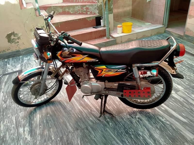CB 125 model 2021( +92 301 1565672) 4