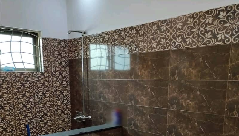 Affordable House Available For sale In Model Town - Block C 4