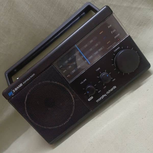 Radio . Morphy Richards 3Band 2