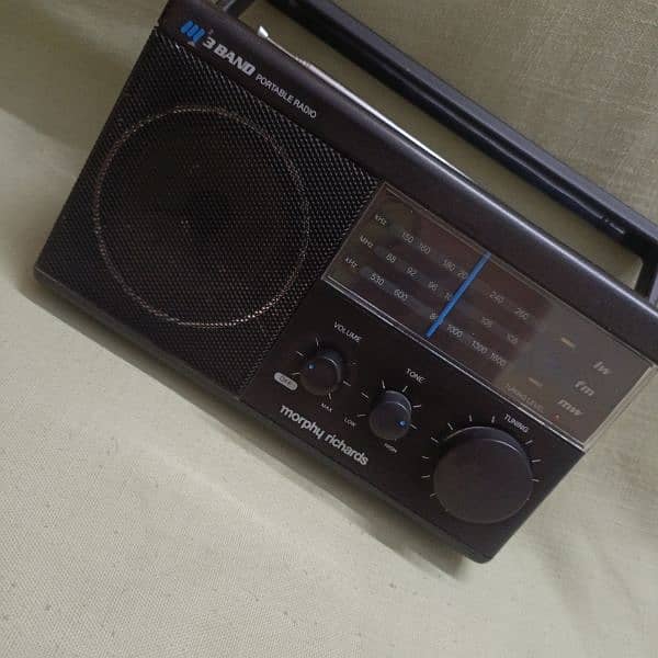 Radio . Morphy Richards 3Band 4