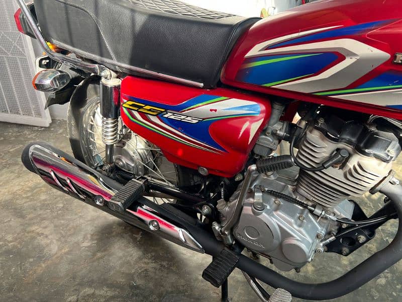 Honda CG 125 bio matric available 5