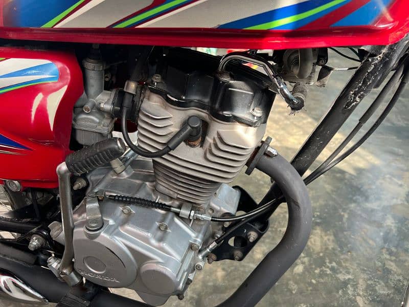 Honda CG 125 bio matric available 6