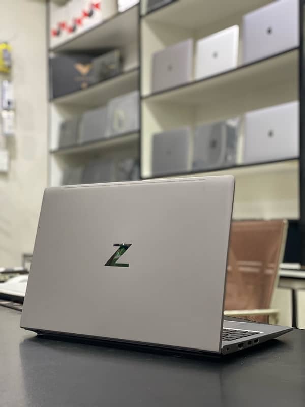 HP Zbook Power 15 G8 - Core i7 11850H - 8 cores - RTX 4gb GPU Laptop 4