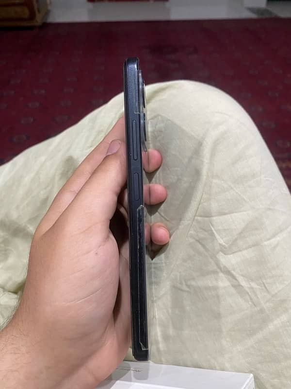 eedmi note 12 onyx fray 8 gb ram 128 rom 6
