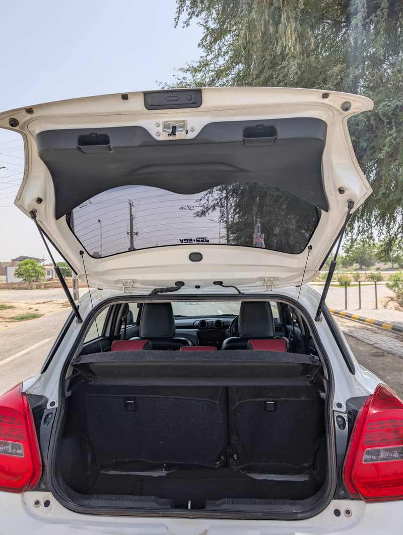 Suzuki Swift 2022 18