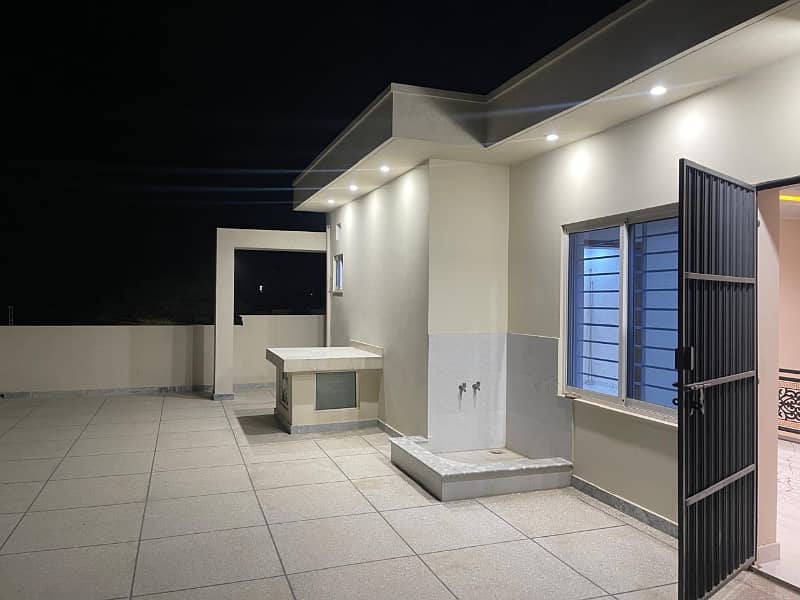 FRONT OPEN, SERVICE ROAD BRAND NEW OWNER HOUSE FOR SALE 10 MARLA (35X70 FT, 272 SQ YD) 10