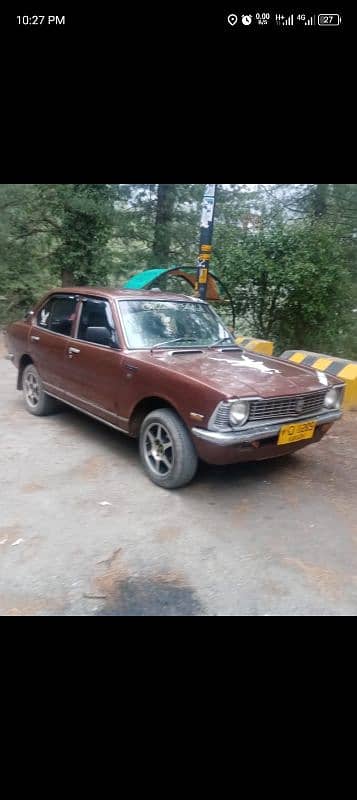 Toyota Corolla 1973 4