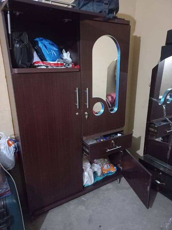 king size bed & cupboard for sale 2