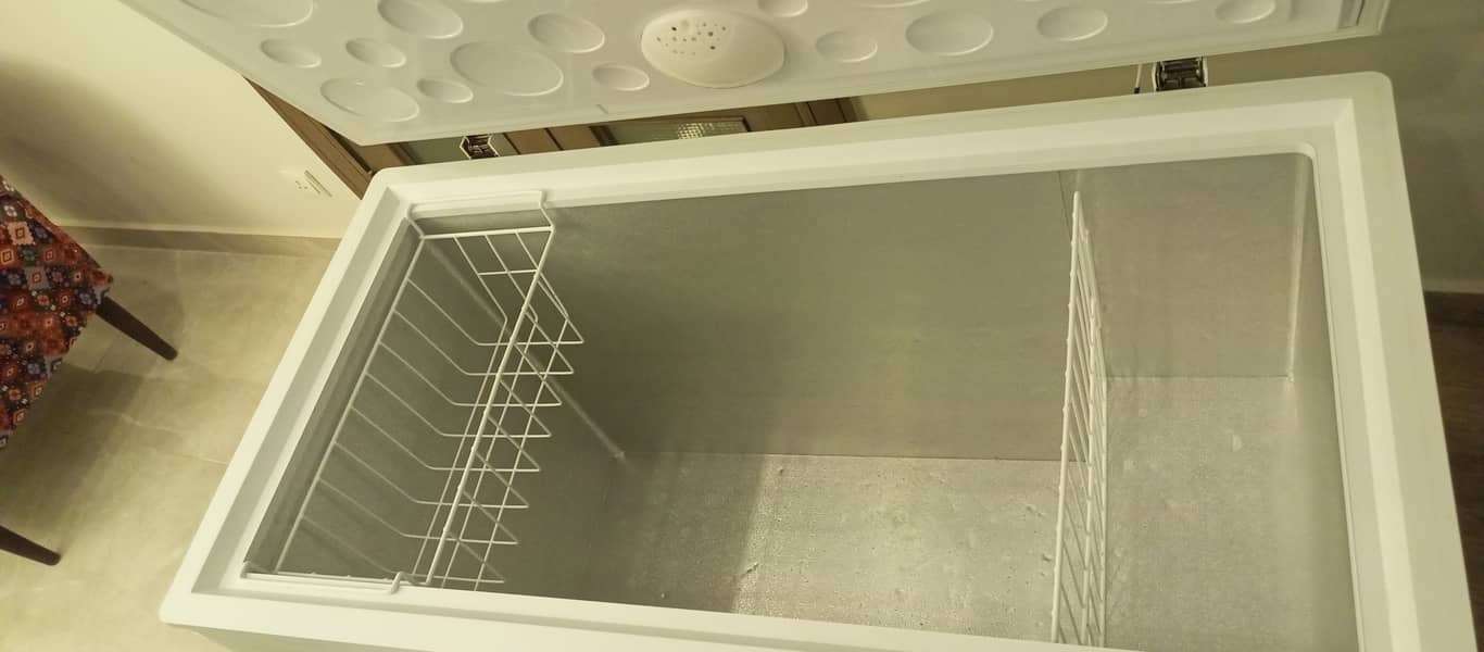 Haier HRF 380 Refrigerator and HDF 405SD Deep Freezer 11