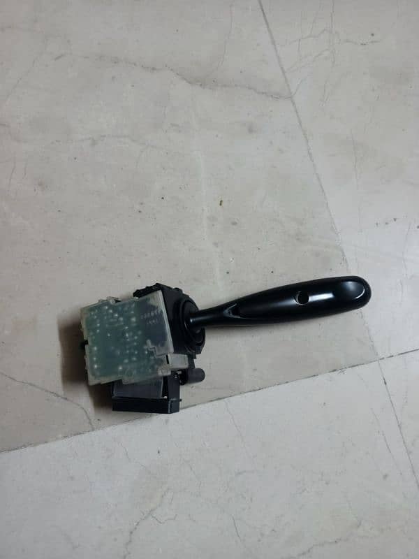 Toyota corolla 2002-2008 japani wiper controller 1