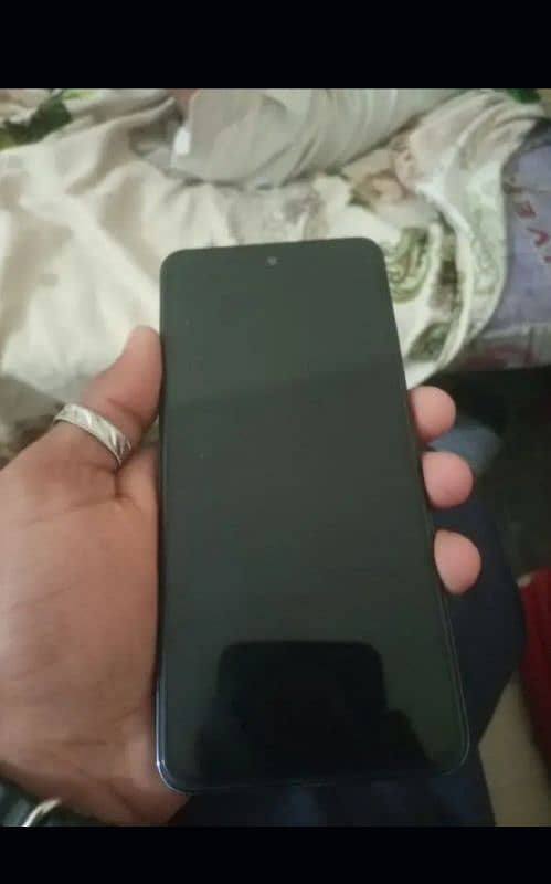 Infinix Hot 40 I 8+5  128  With Box 0