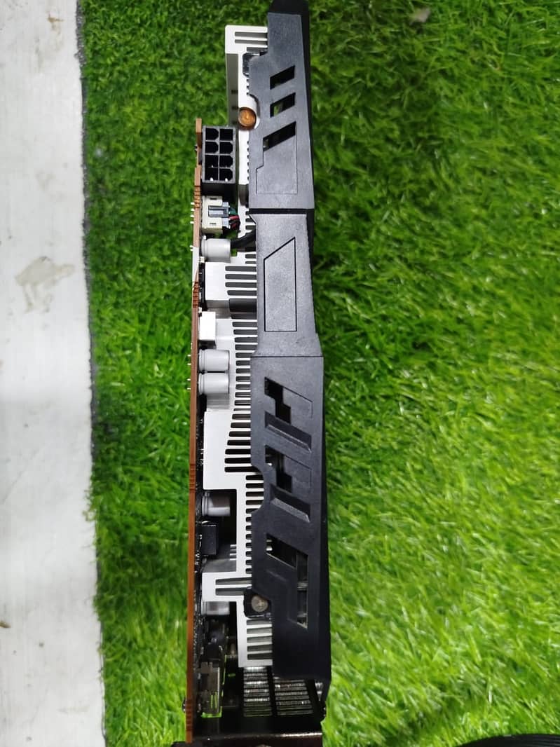 AMD Radeon 6600 8gb (used) condition 9/10. No issues 3