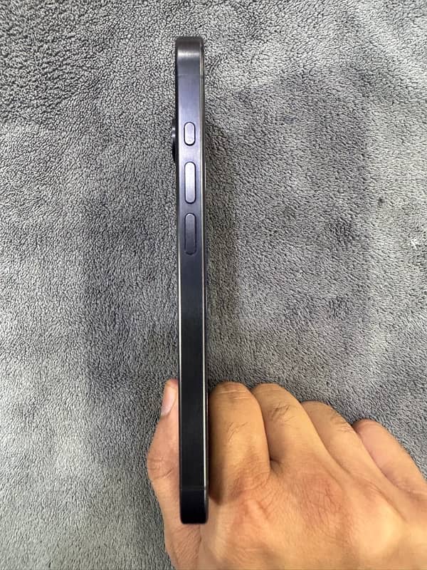 IPhone 15 Pro | 128 GB | JV| KIT | BLACK | 2
