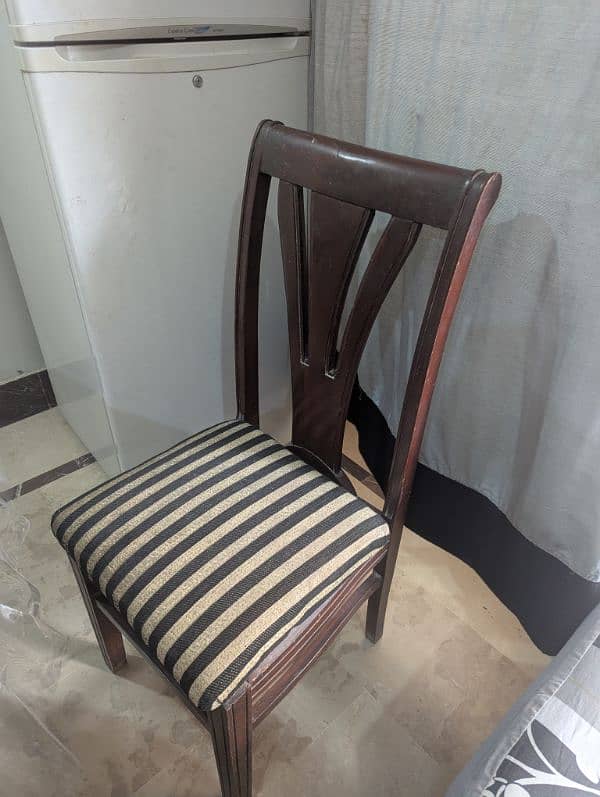 Wooden Dining Table With 8 Chairs And 3 Pcs Centre Table 3
