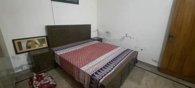 Queen size Bed