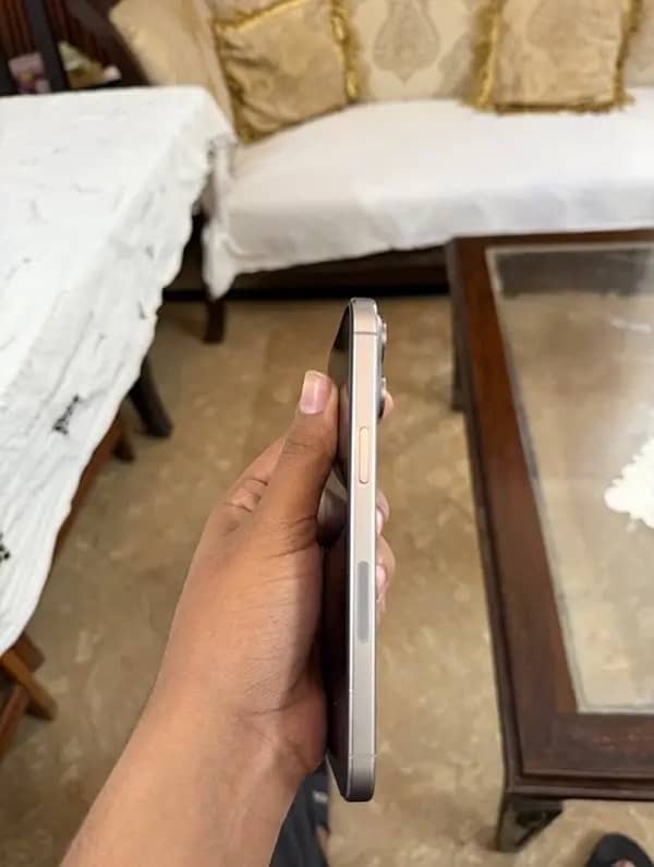 iphone 15 pro max jv natural color 256 gb 3