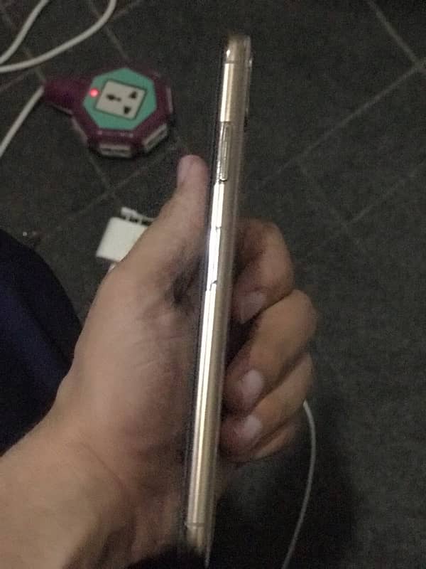 iphone xs max 256 4