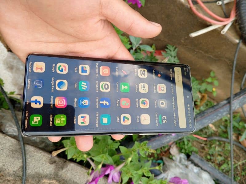 Note 40 pro full box with wireless charger 1