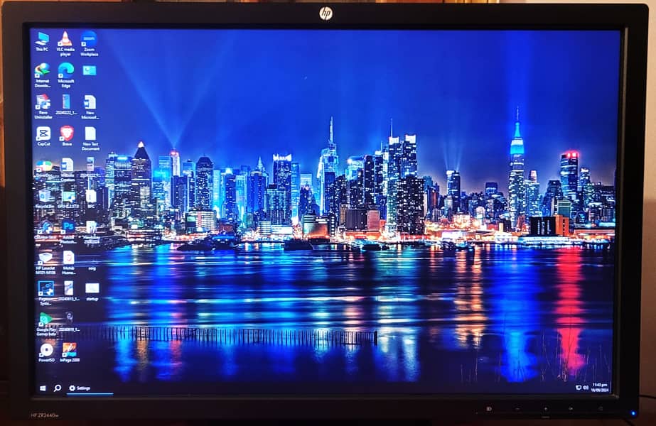 HP ZR2440w 24" Monitor 0
