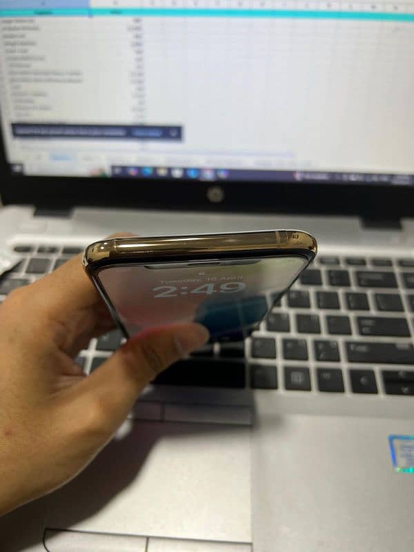 Iphone XS 256GB Dual Pta 4