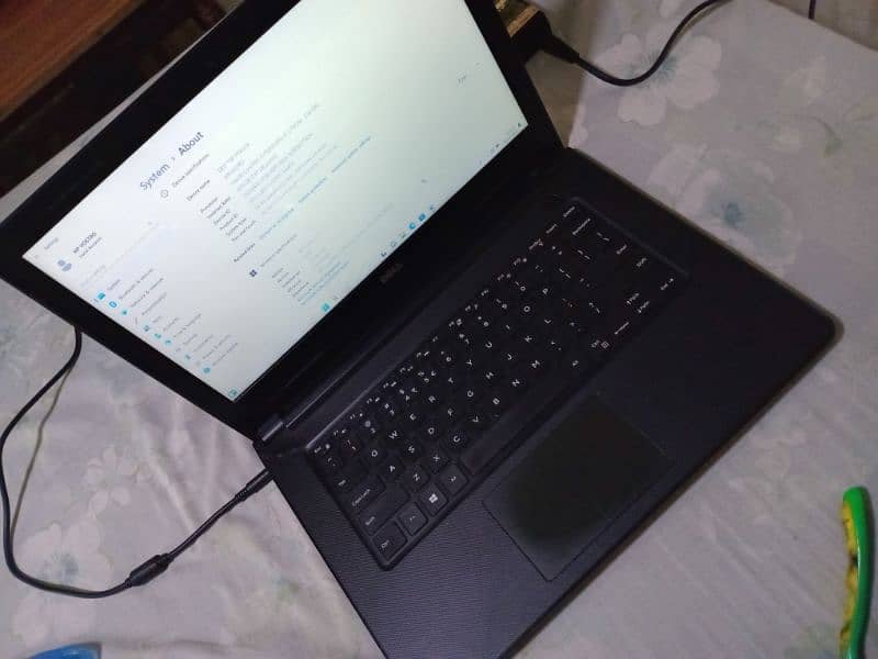 DELL VOSTRO i7 7th generation 0
