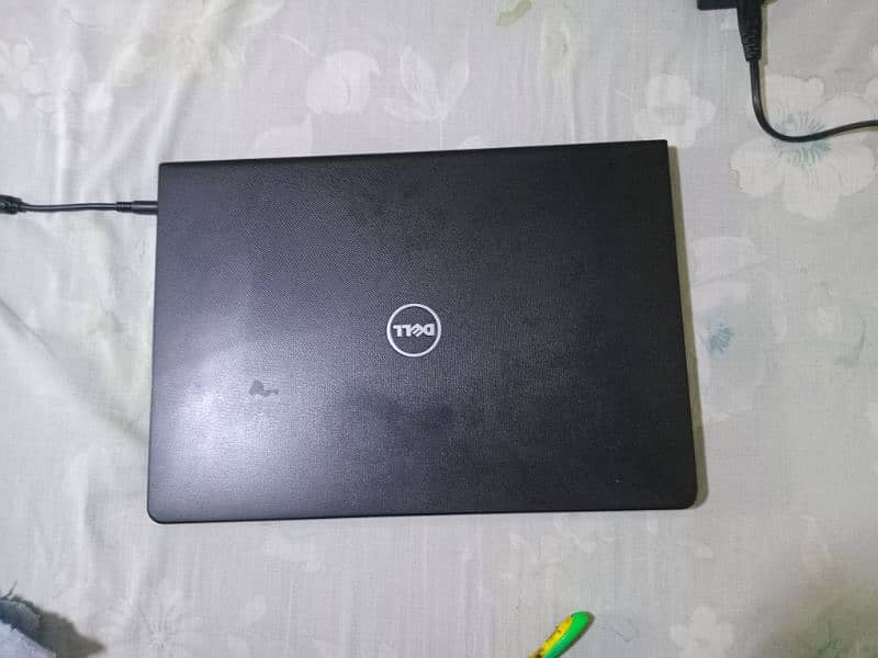 DELL VOSTRO i7 7th generation 4