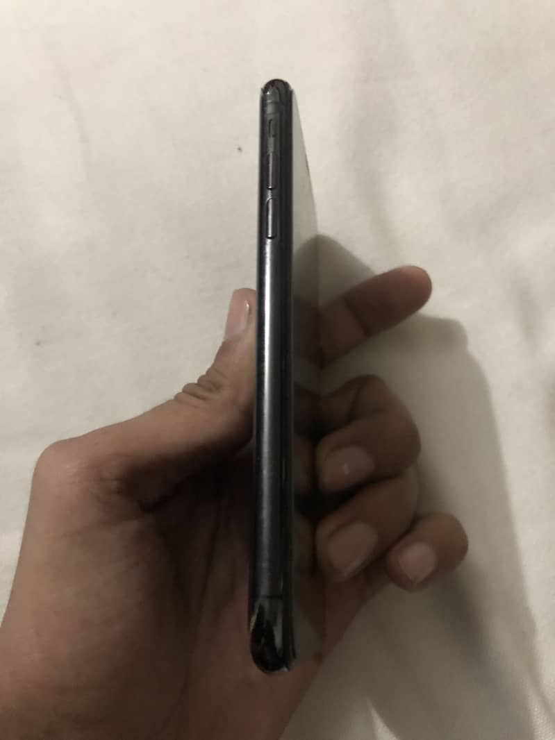 iPhone X pta approved 4