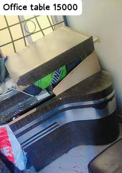 Office table with mirror