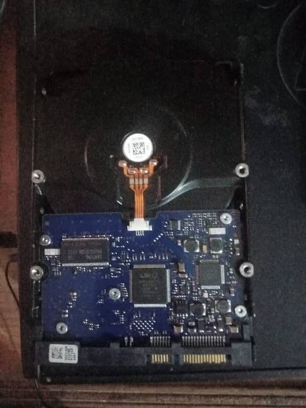 2TB  and 1TB disktop hard available 7