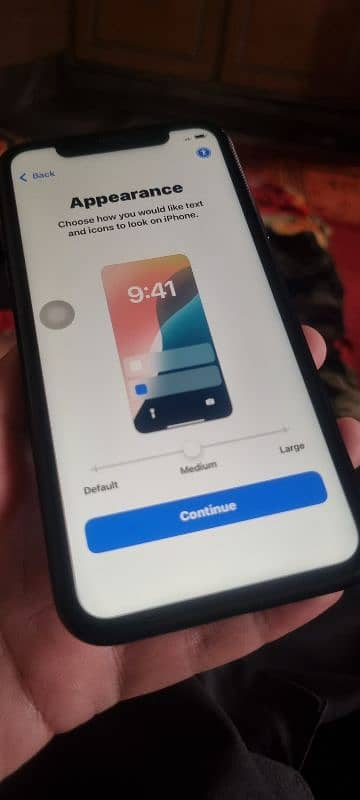 Iphone XR icloud locked waterpacked 8