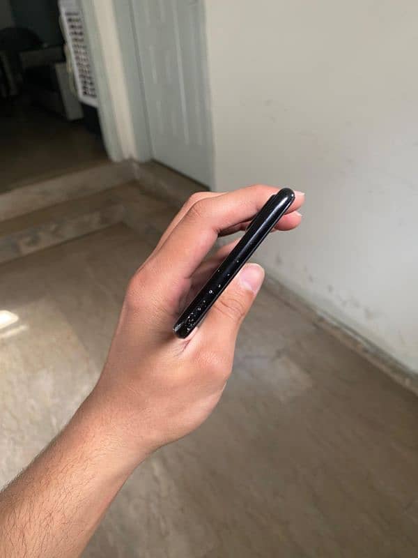 Iphone 7plus PTA 4