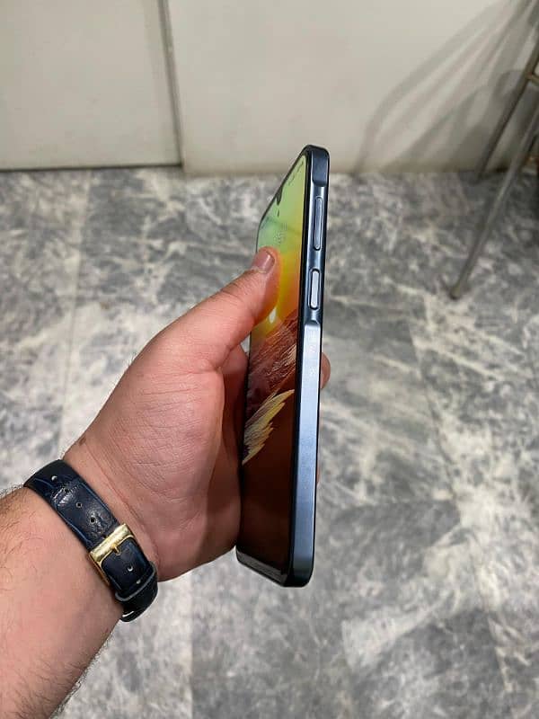 Samsung A16 8/256 with box and charger 6