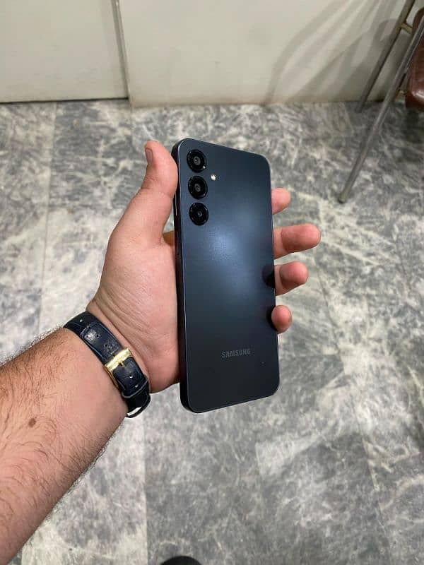 Samsung A16 8/256 with box and charger 8