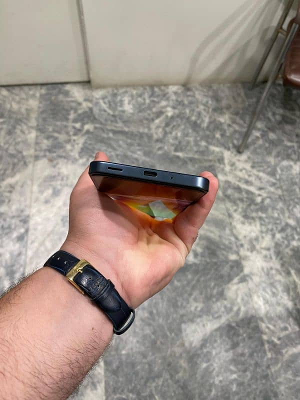 Samsung A16 8/256 with box and charger 9