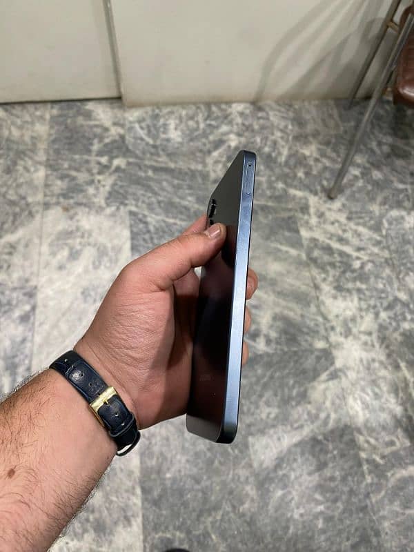 Samsung A16 8/256 with box and charger 10