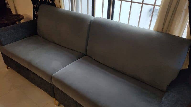 4 sitter customize sofa  new condition 1
