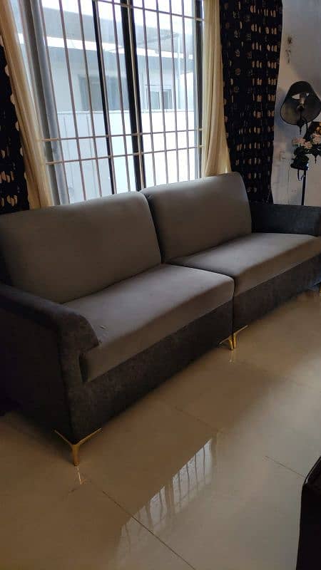 4 sitter customize sofa  new condition 3