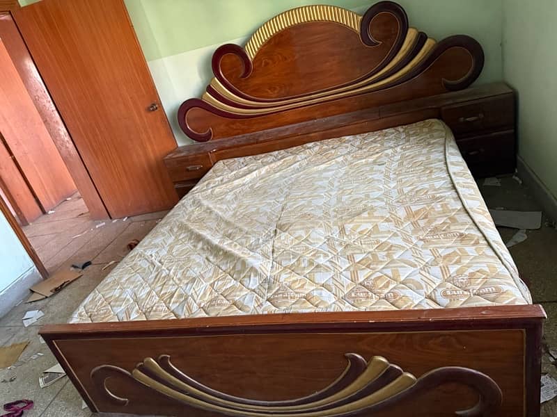 double bed 0