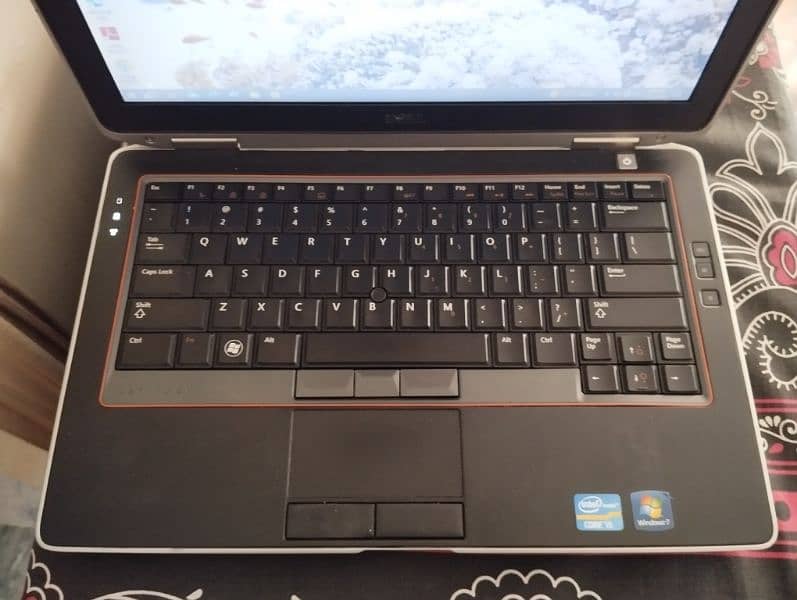 Dell-Latitude for sale 6