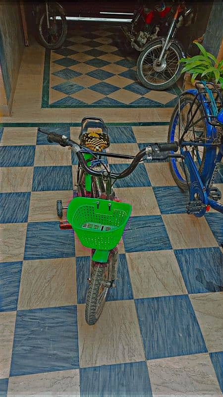 Cycle for urgent sale only one month use brand new condition 1