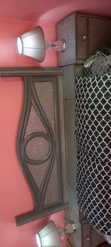BED ,SIDE TABLE, WITH MATTRESS 2