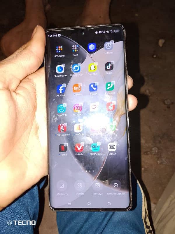 tecno camon30 s 3