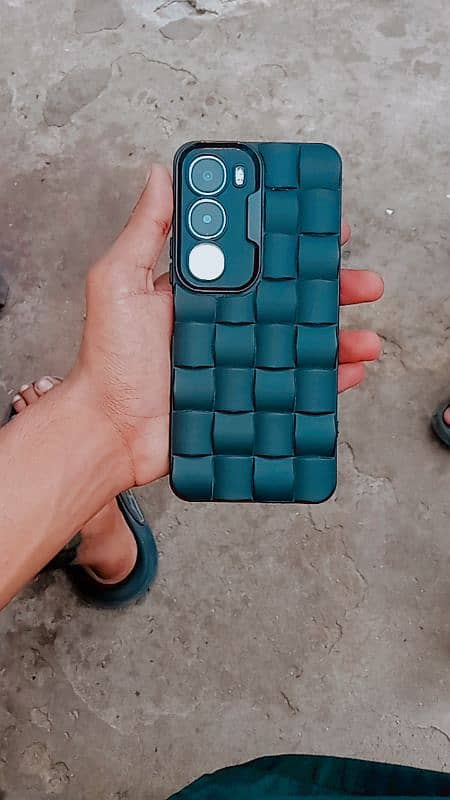 IS NUMBER PAR RABTA KARA 03025298170 VIVO Y19S 4/128 WITH COMPLETE BOX 7