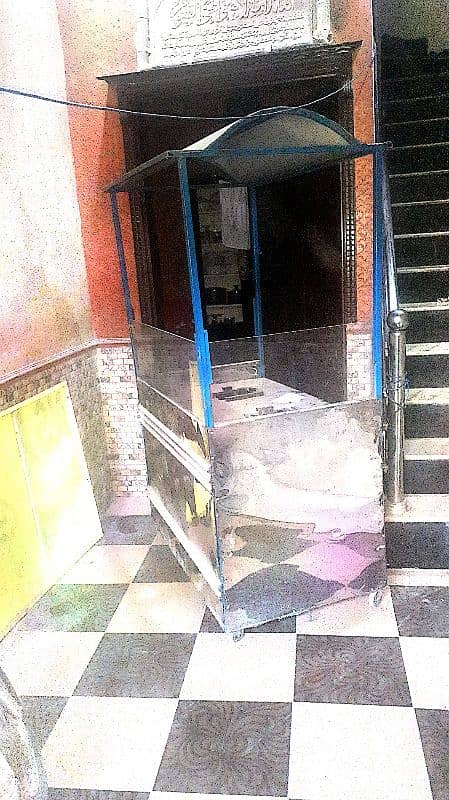 fast food counter with 2 stove Place available for sale 11