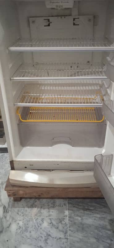 Dawlance Refrigerator 3