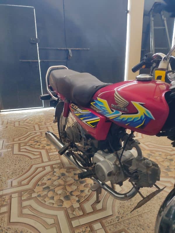 Honda CD 70 2021 4